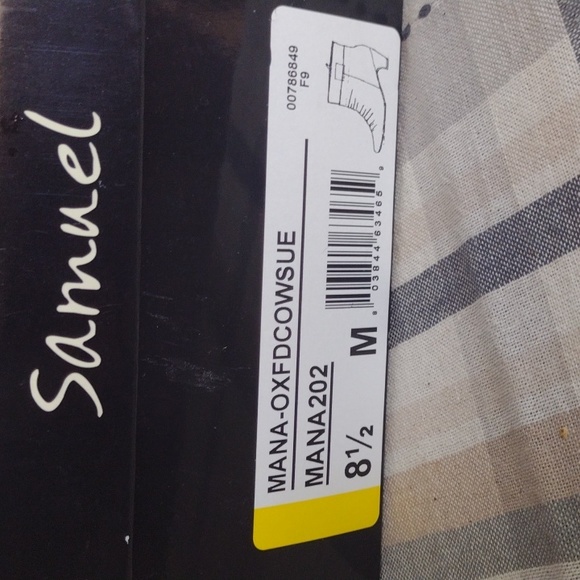 Samuel Brown suede boots - Picture 2 of 6